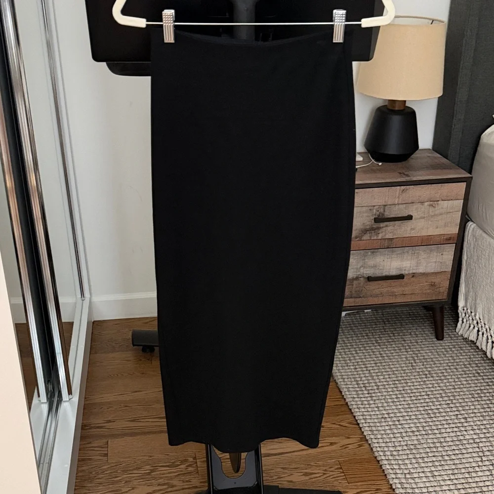 Michael Costello x Revolve Classic Black Midi Pencil Skirt - Picture 3 of 4
